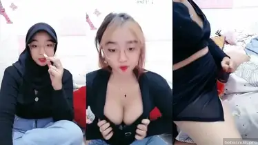 Cewek Cantik Pamer Memek Colmek WOT Lumer Hot Indo
