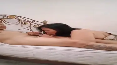 Paman Ajak Bibi Hangatkan Ranjang Di Hotel